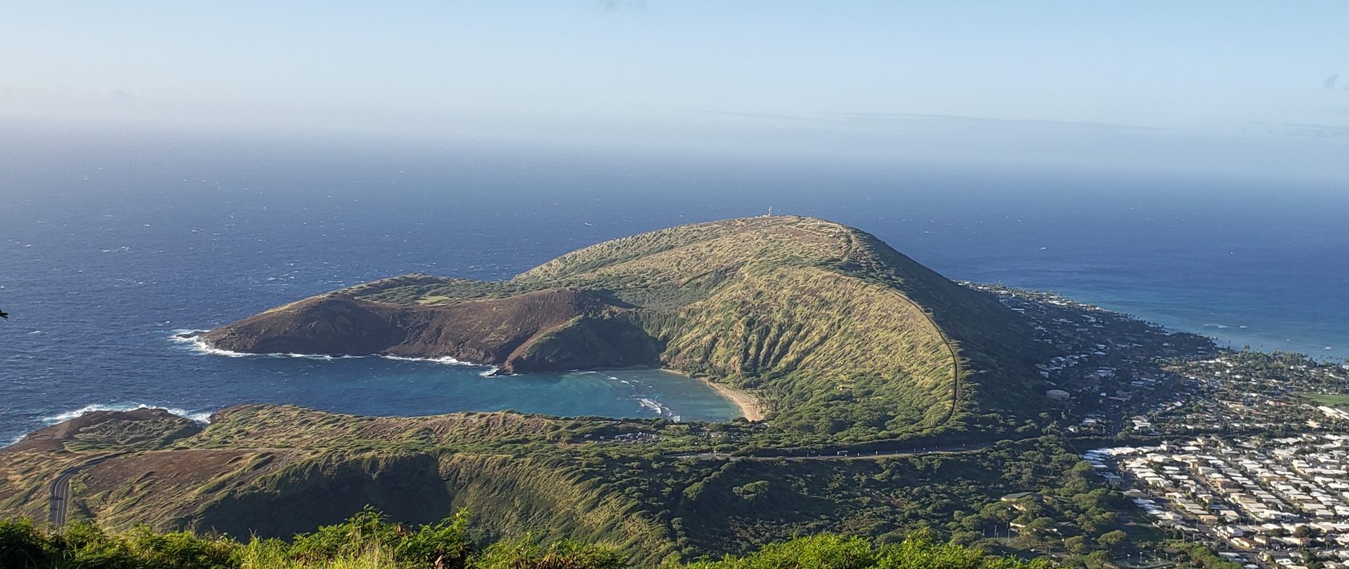 ハワイ・オアフ島の空撮